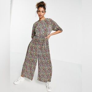 ASOS Design smock plisse jumpsuit in floral print, size 2